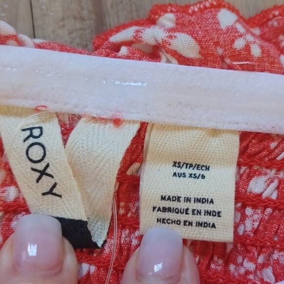 Roxy Secret Sister Crop Top Smocked Floral Red White 90s XS NWT - Picture 14 of 14